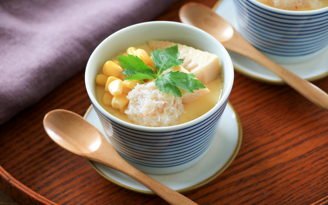 レンジで作る かにとコーンとたけのこの茶碗蒸し